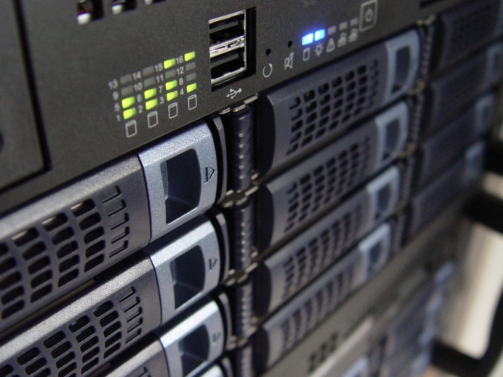 HDD VPS vs SSD VPS: Which is Better?